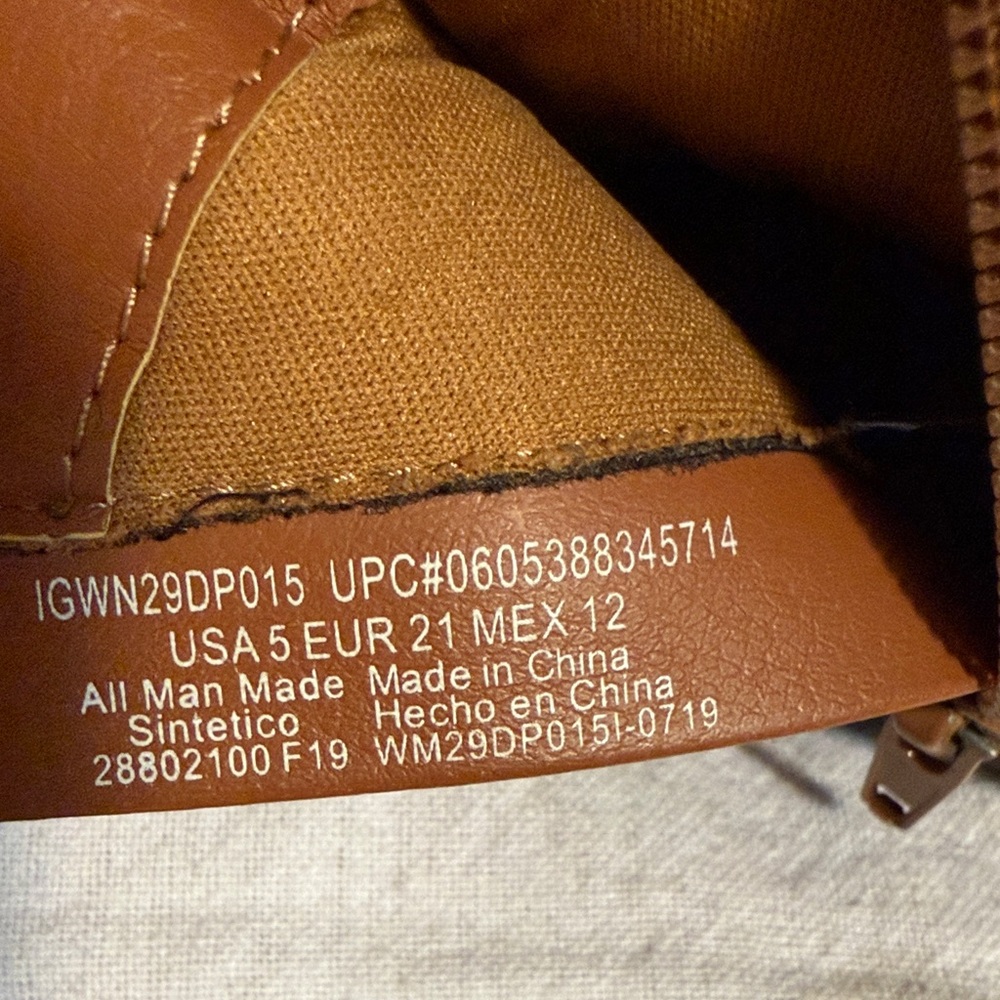 Wonder Nation: Brown Kids Cowboy Boots with Floral Stitching SZ 5 - Picture 2 of 7